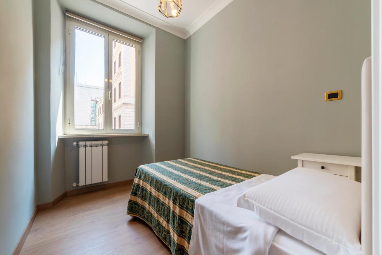 Termini Station Elegant And Roomy Apartment Roma Dış mekan fotoğraf