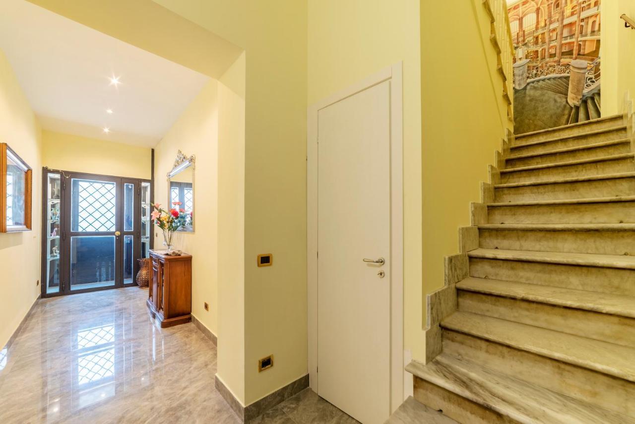 Termini Station Elegant And Roomy Apartment Roma Dış mekan fotoğraf